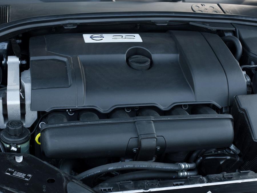  Volvo S80 3 2 AWD 2009 года  (фото 3 из 12)